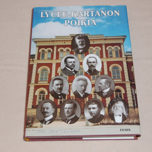 Lycee-kartanon poikia